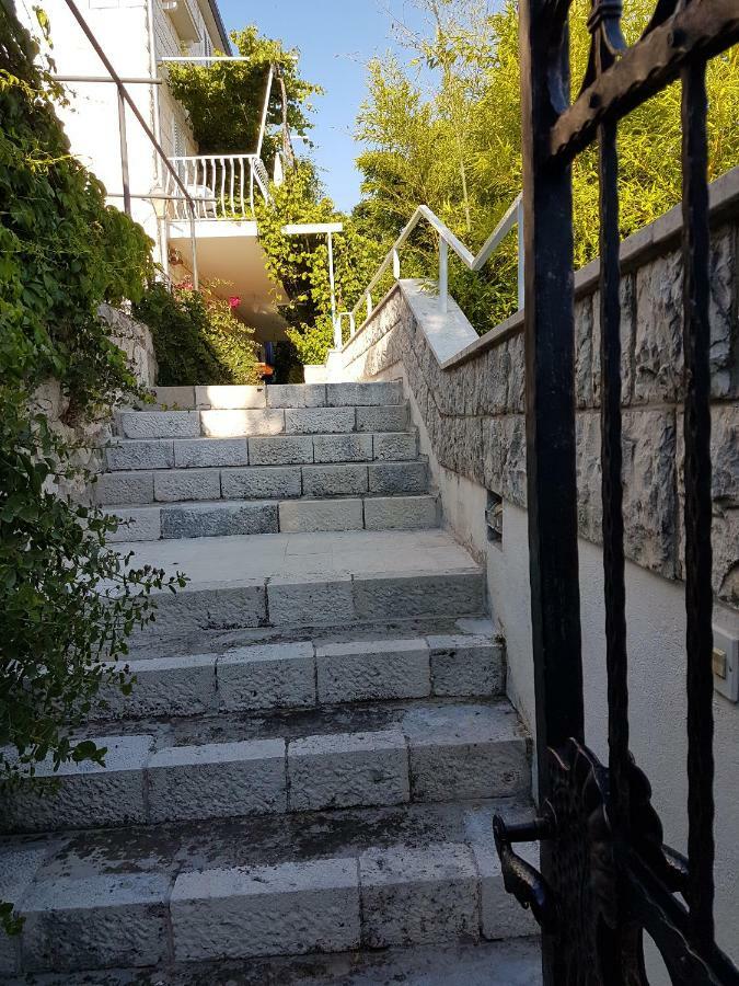 Apartment Danica Hvar Town Esterno foto