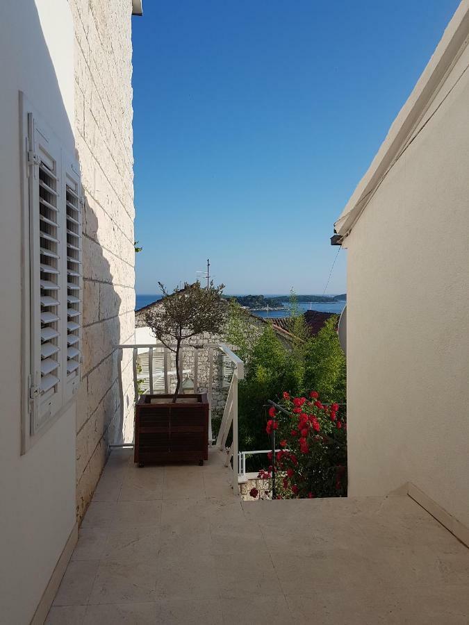 Apartment Danica Hvar Town Esterno foto